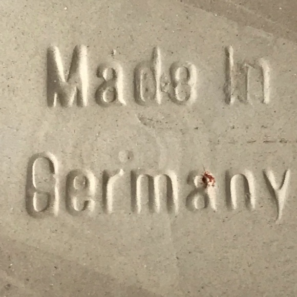 NWOT - German Pottery Matte White Planter Pot - Picture 5 of 7